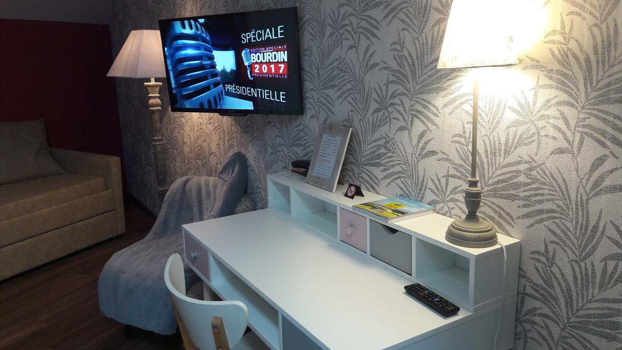 Hotel Les Aubepines Illiers-Combray Екстер'єр фото