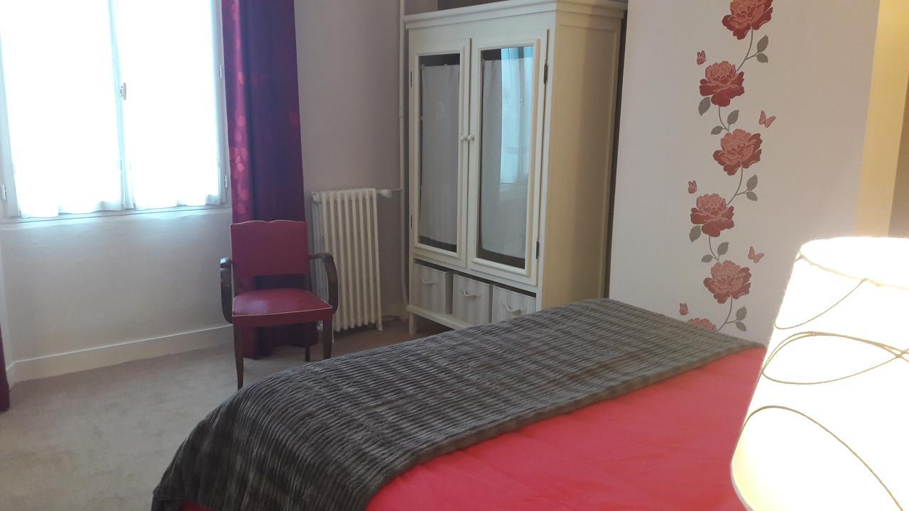 Hotel Les Aubepines Illiers-Combray Екстер'єр фото
