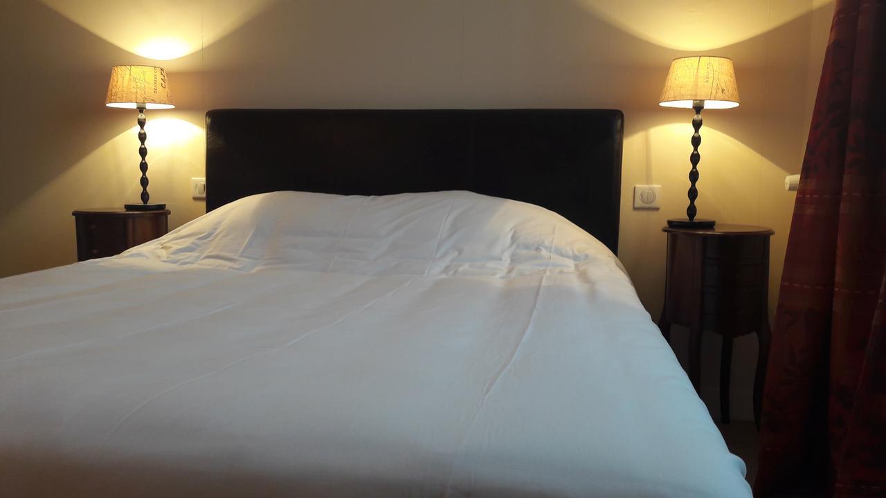 Hotel Les Aubepines Illiers-Combray Екстер'єр фото