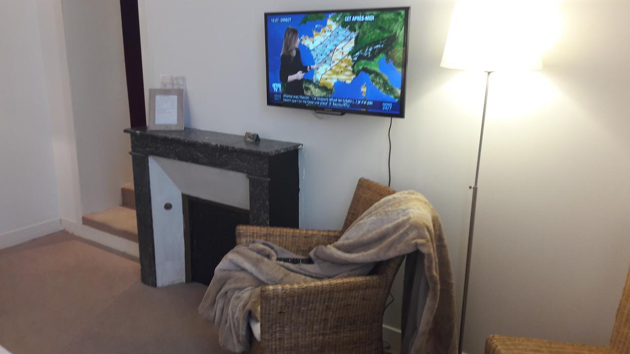 Hotel Les Aubepines Illiers-Combray Екстер'єр фото