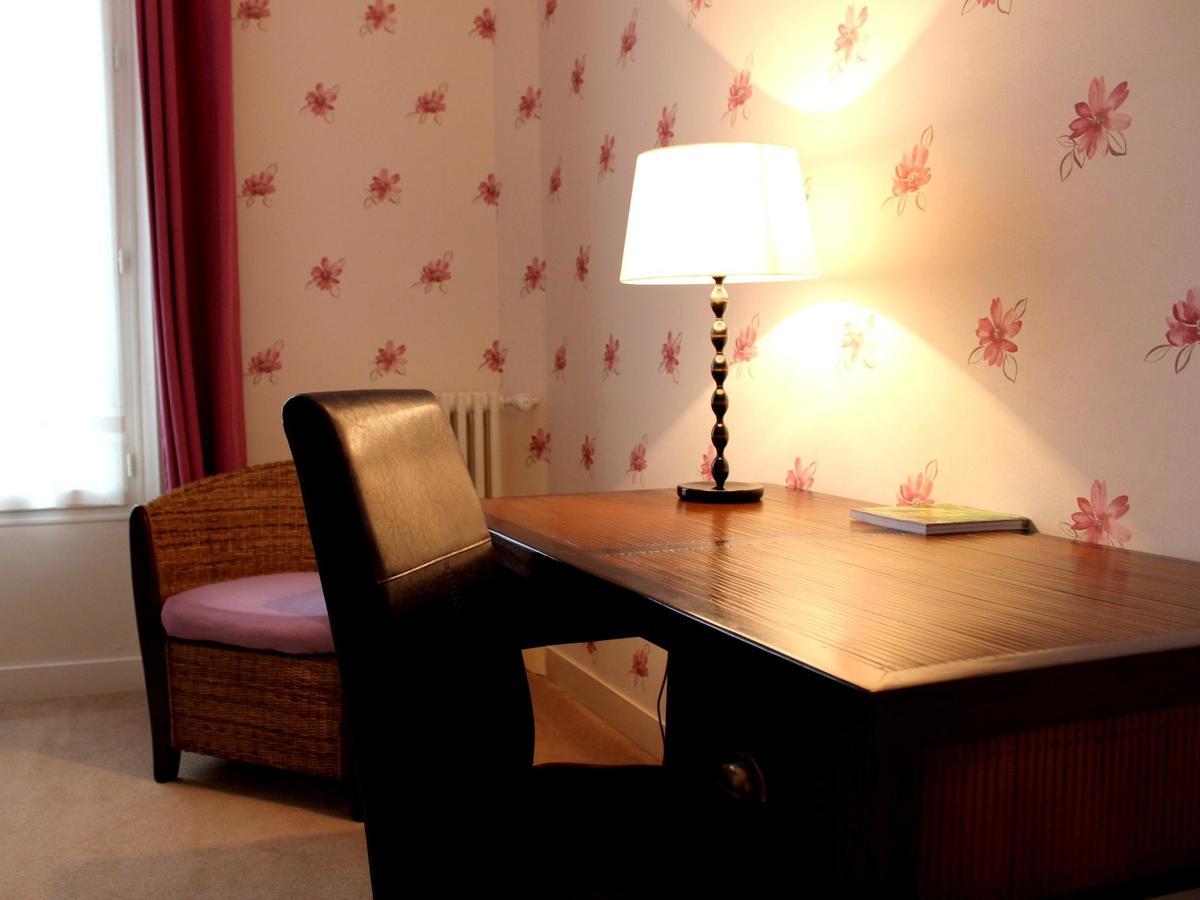 Hotel Les Aubepines Illiers-Combray Екстер'єр фото