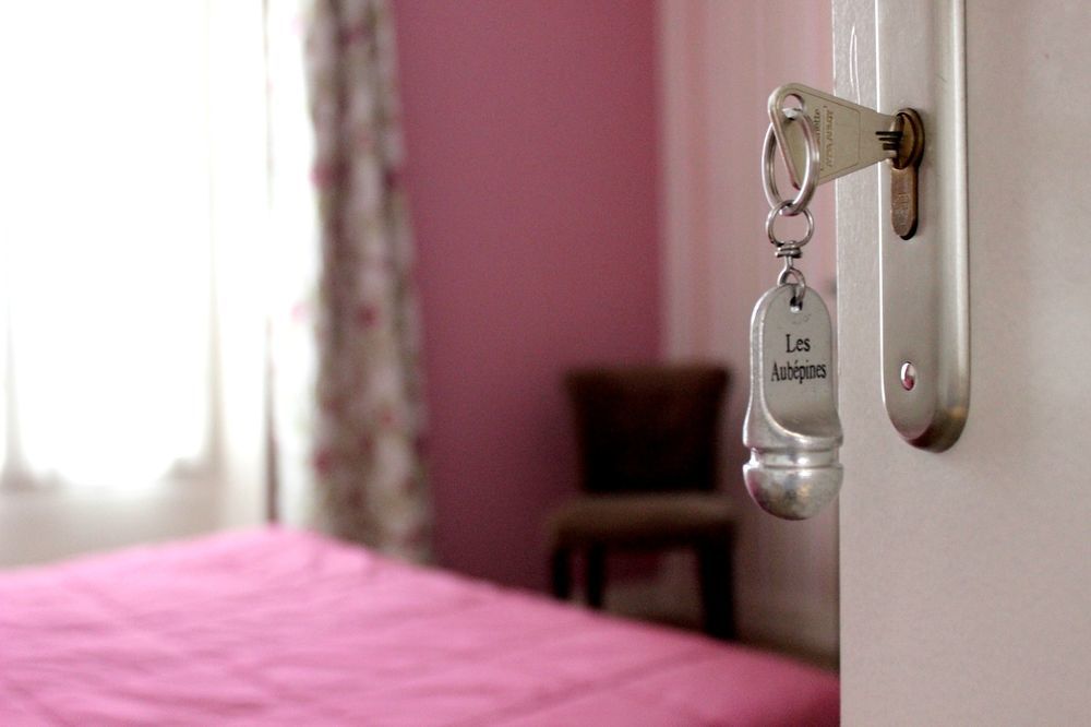 Hotel Les Aubepines Illiers-Combray Екстер'єр фото
