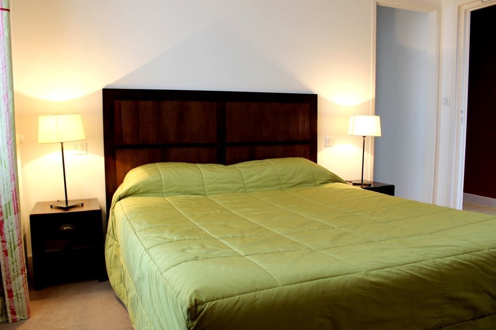 Hotel Les Aubepines Illiers-Combray Екстер'єр фото